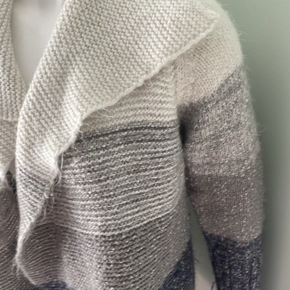 ModCloth chunky stripe cardigan with pockets size small - Picture 9 of 10